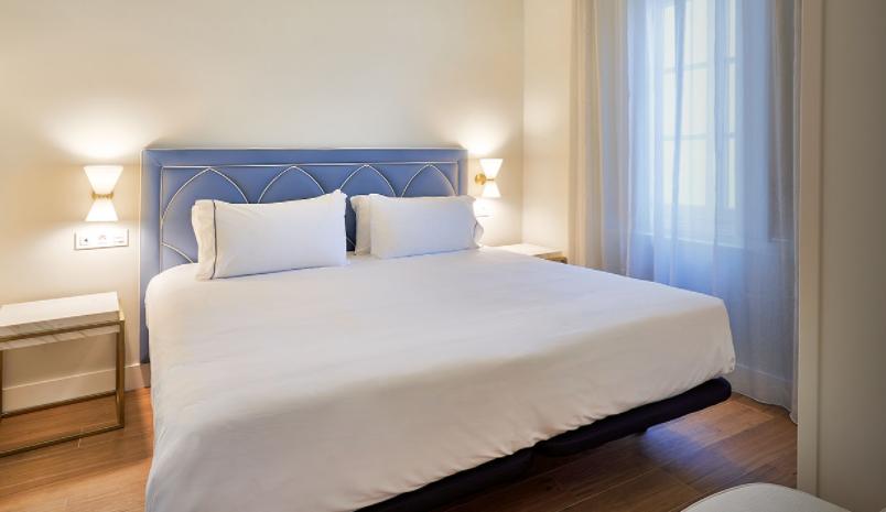 Tandem Palacio Veedor De Galeras Suites Кадис Экстерьер фото