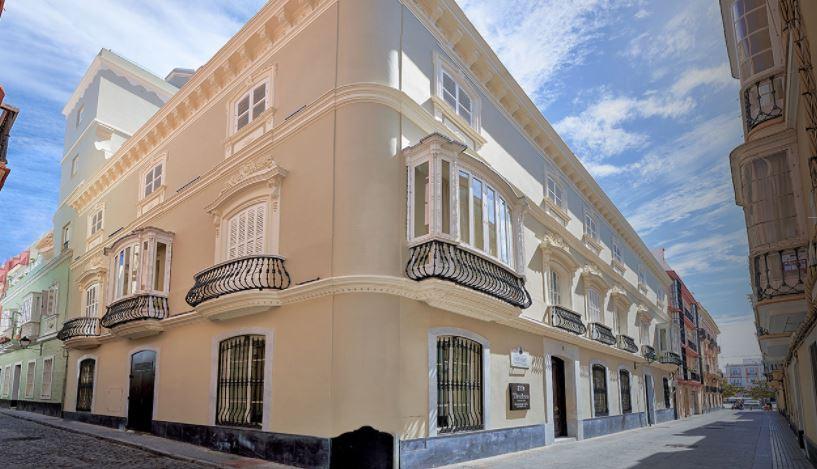 Tandem Palacio Veedor De Galeras Suites Кадис Экстерьер фото