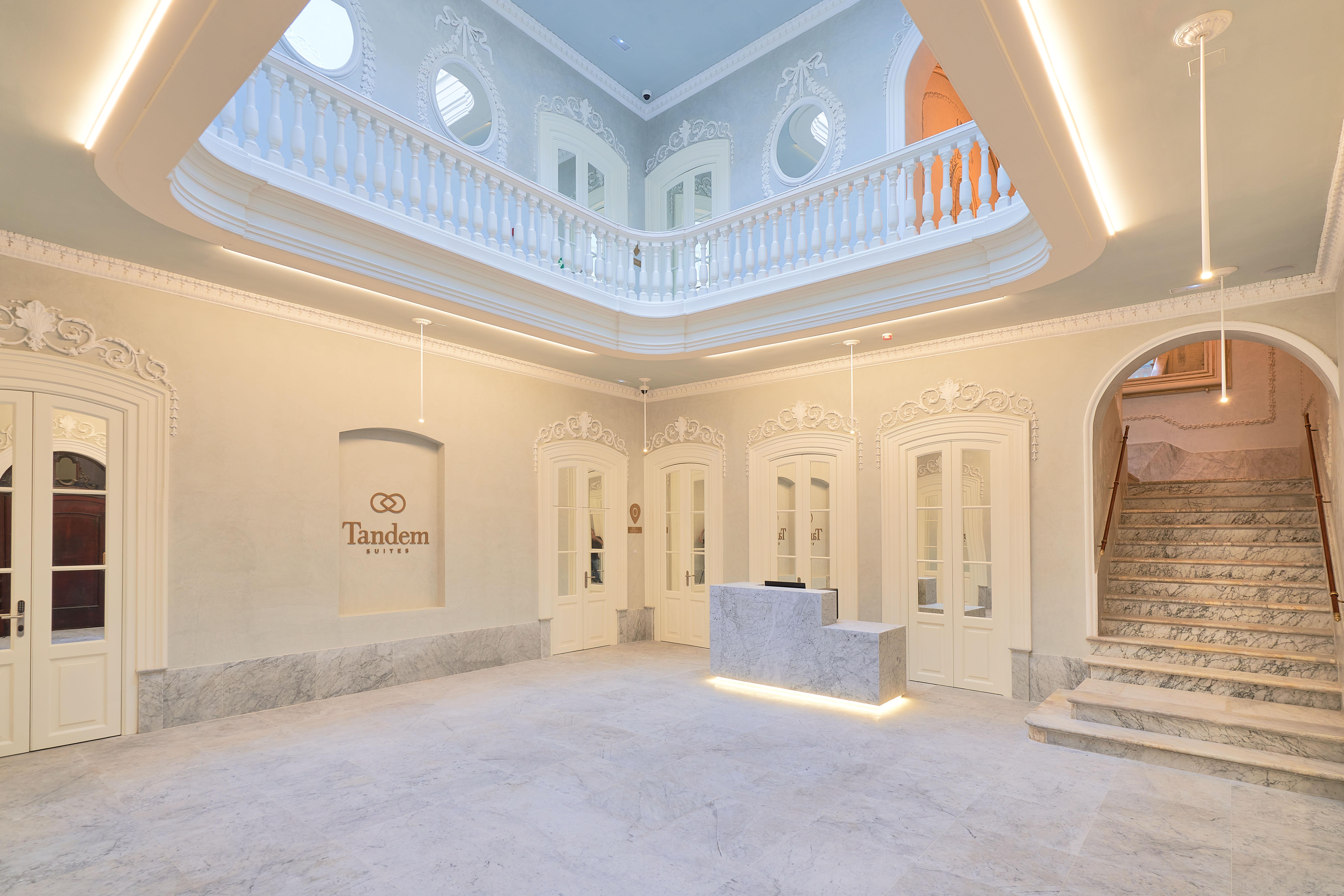 Tandem Palacio Veedor De Galeras Suites Кадис Экстерьер фото